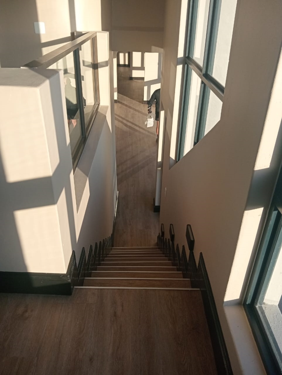 5 Bedroom Property for Sale in Paradise Beach Eastern Cape
